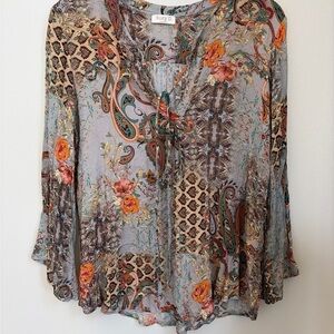 Suzy D Floral Paisley V-Neck Blouse in Light Gray with Orange Accents